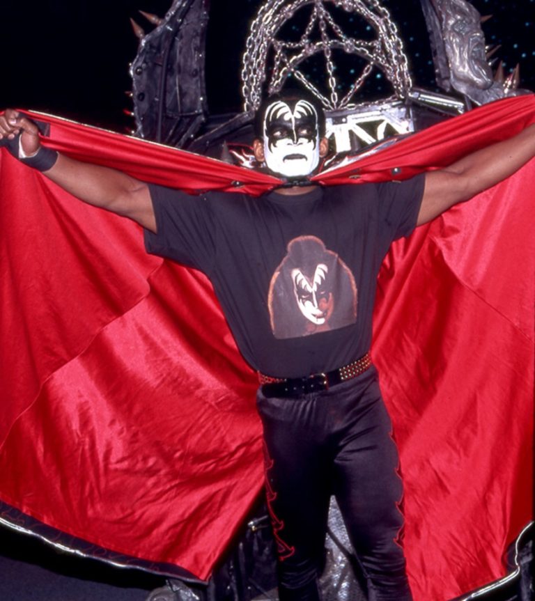 This Day in WCW History: KISS Perform on Nitro, Debut The Demon [1999 ...